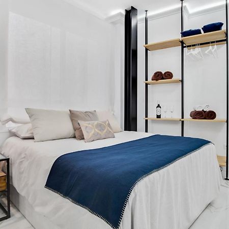 Апартаменты Apartamento En El Centro De Малага Экстерьер фото