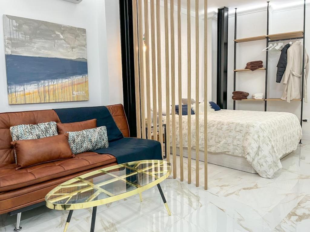 Апартаменты Apartamento En El Centro De Малага Экстерьер фото